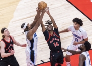 B体育体育官网app-包含猛龙客场击败热火，终结连胜的词条