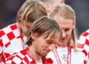 B体育体育网址-斯洛文尼亚战平克罗地亚无缘淘汰赛小组出局的简单介绍