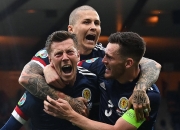 B体育体育在线-包含欧亚球队对抗，竞技场上唇枪舌剑！的词条