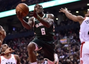 B体育体育官方-关于谁能挑战雄鹿？东部王者恒久之痛迟迟未愈的信息