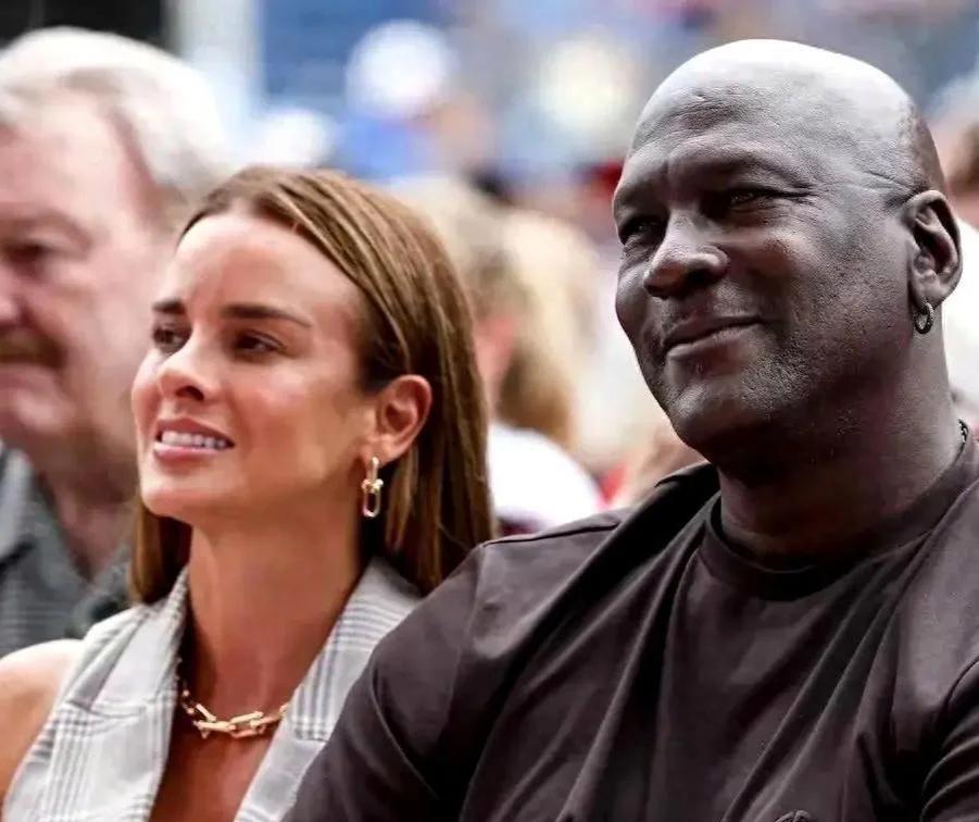 欧洲篮球巨星的私人生活揭秘