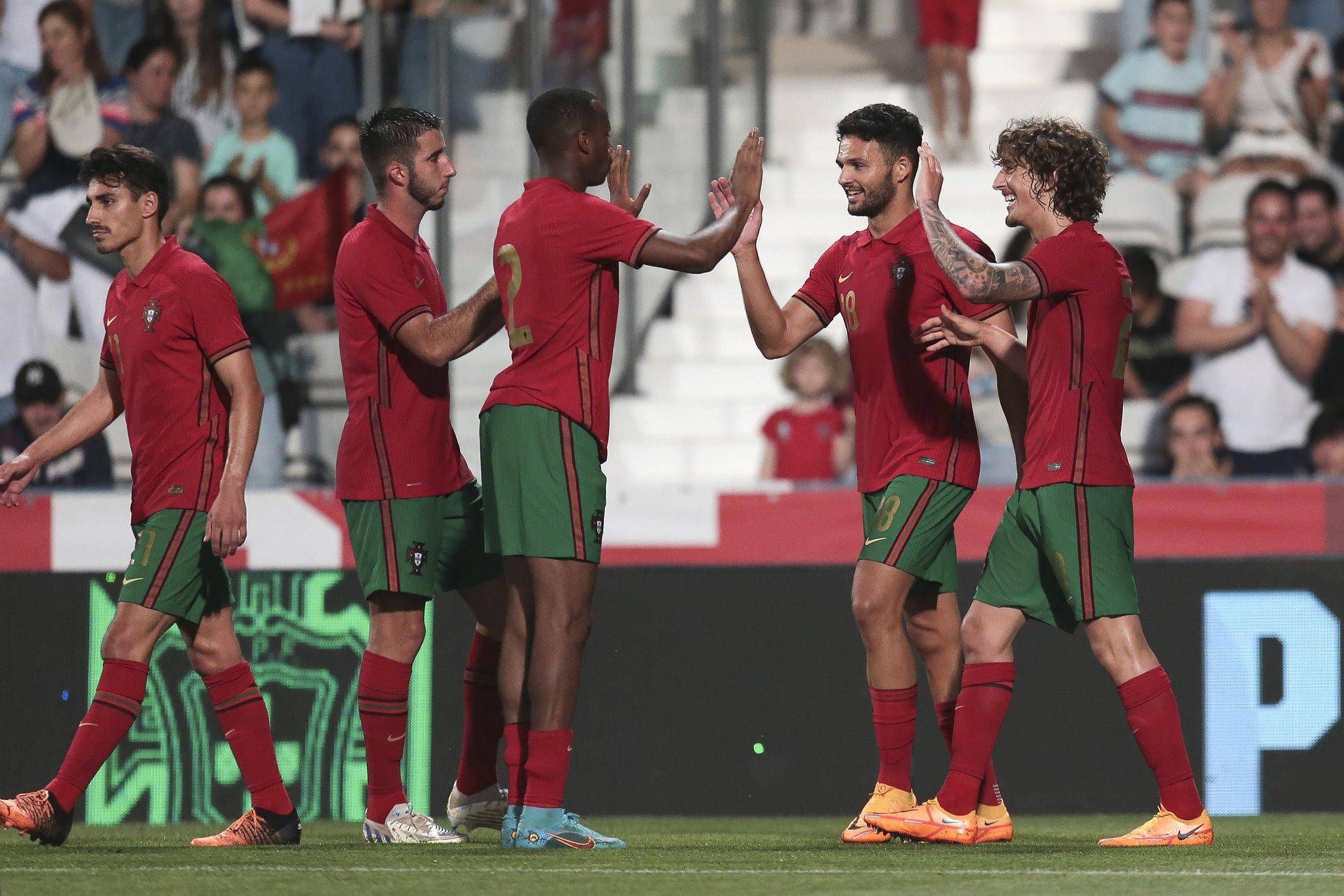 波兰国家队在比赛中打出了出色的表现的简单介绍 波兰国家队在比赛中打出了出色的表现的简单介绍