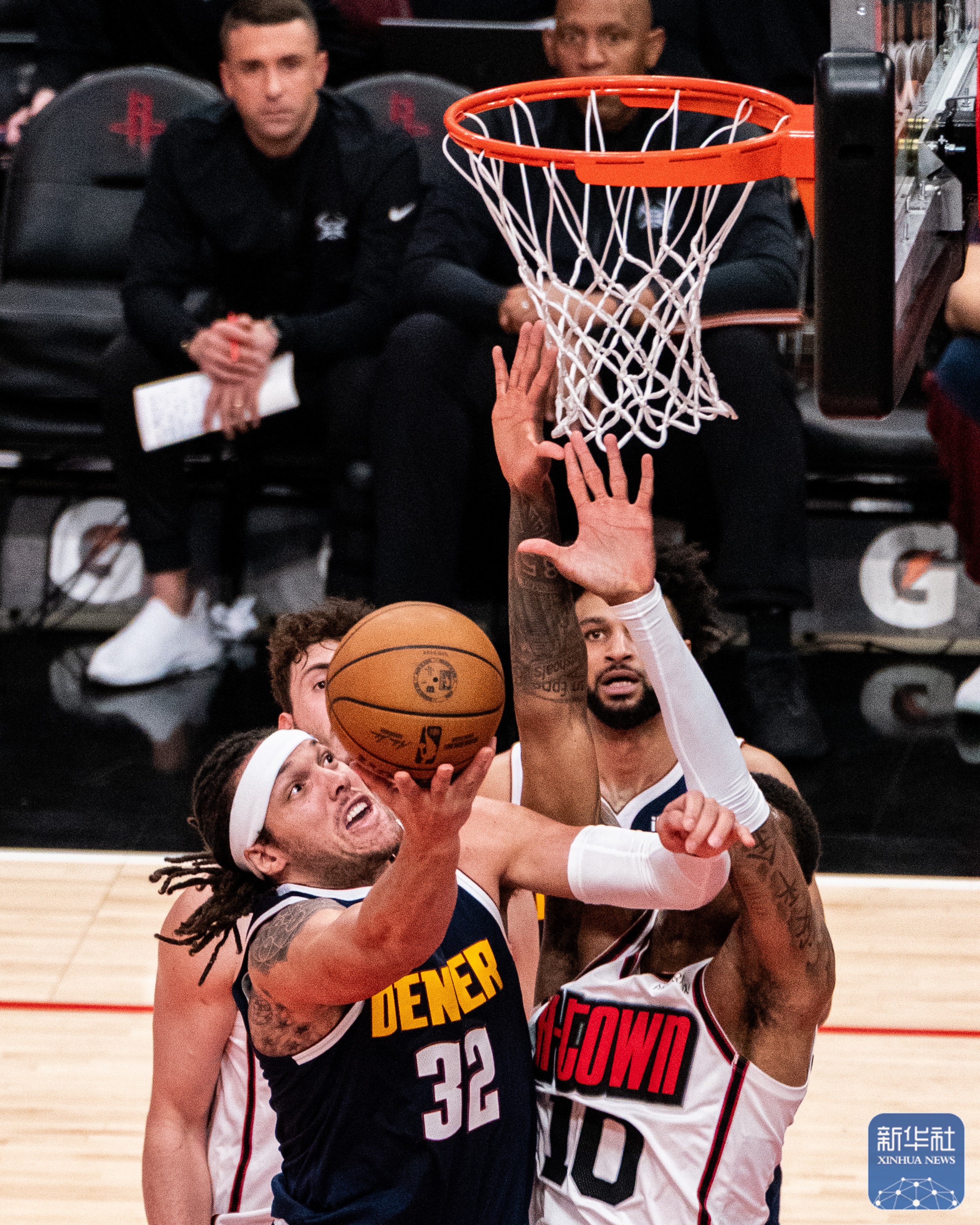 关于火箭主场淘汰掘金,豪取三连胜的信息 关于火箭主场淘汰掘金,豪取三连胜的信息