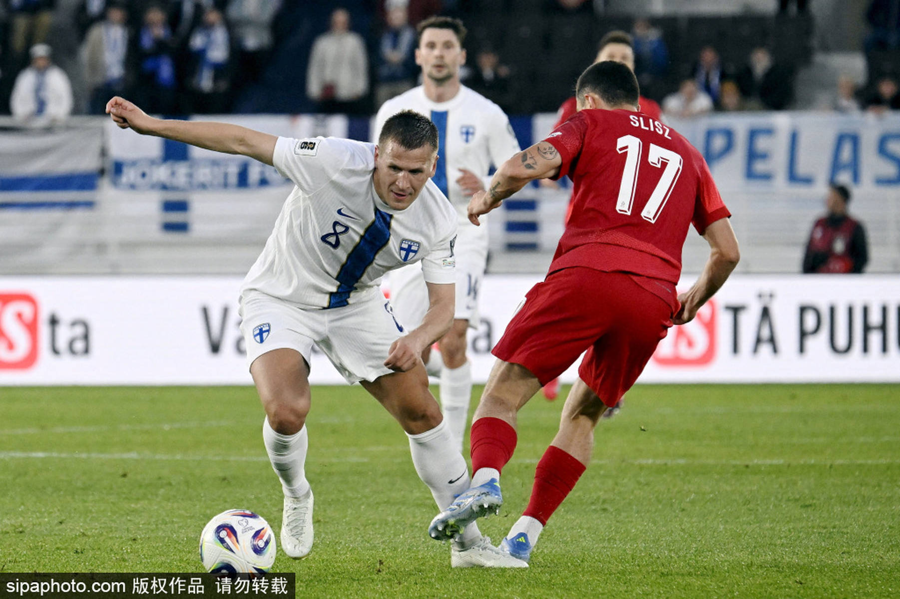 苏格兰击败芬兰，晋级欧预赛半决赛的简单介绍