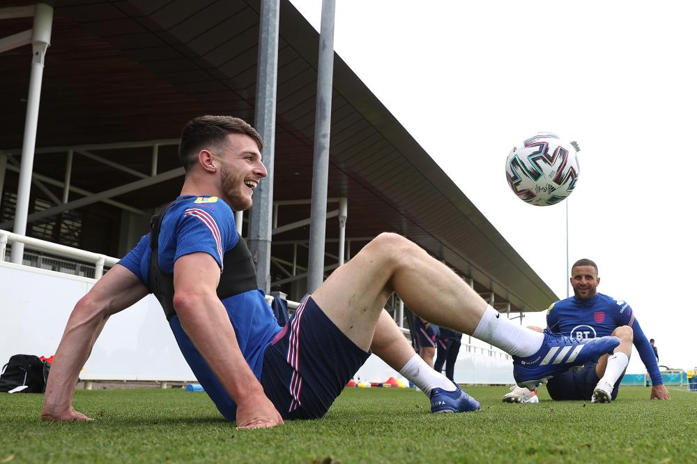 欧洲队伍备战关键阶段,战术调整紧锣密鼓的简单介绍 欧洲队伍备战关键阶段,战术调整紧锣密鼓的简单介绍