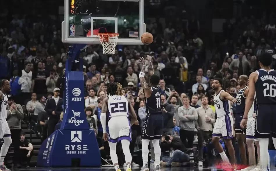 独行侠火力全开，骑士遭遇惨败