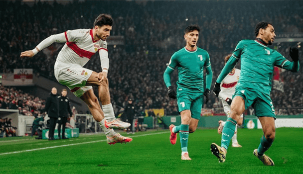 包含多特蒙德主力中场遭受伤病困扰,支柱缺阵的词条 包含多特蒙德主力中场遭受伤病困扰,支柱缺阵的词条