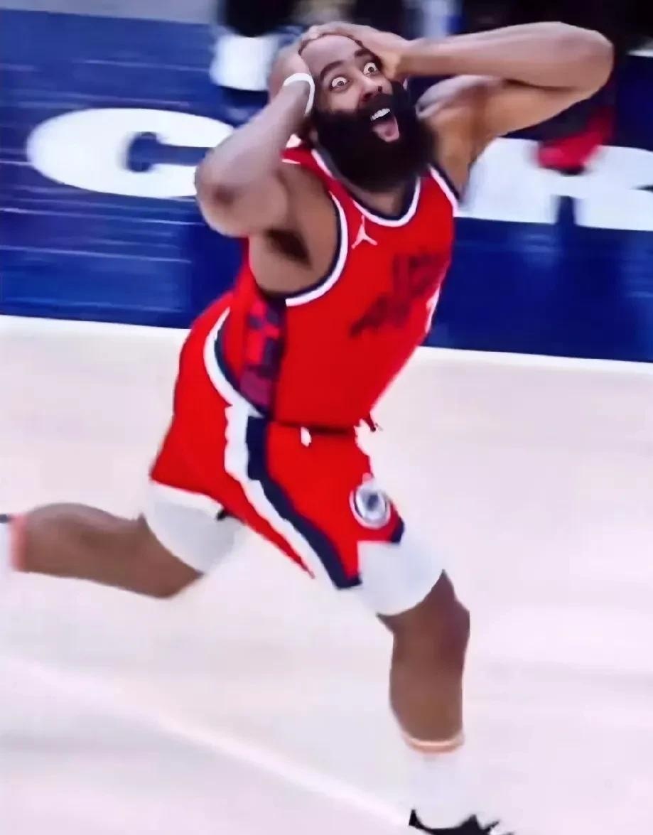 魔术队近期战绩下滑,球员状态低迷 魔术队近期战绩下滑,球员状态低迷