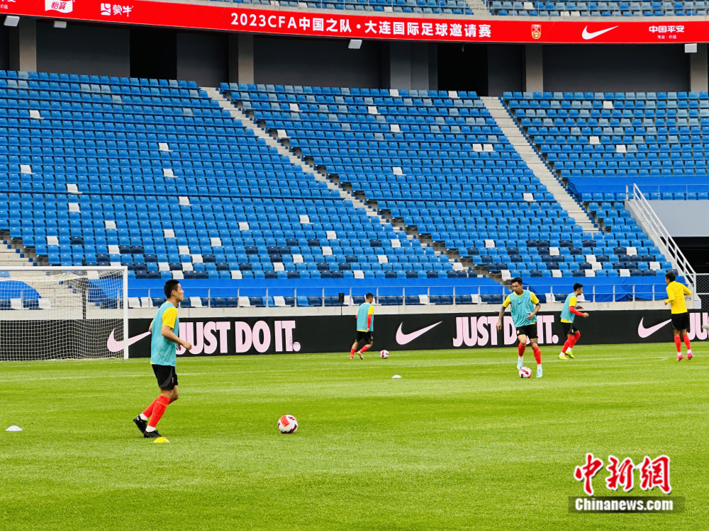 包含主场球队备战全力以赴，期待精彩战绩的词条