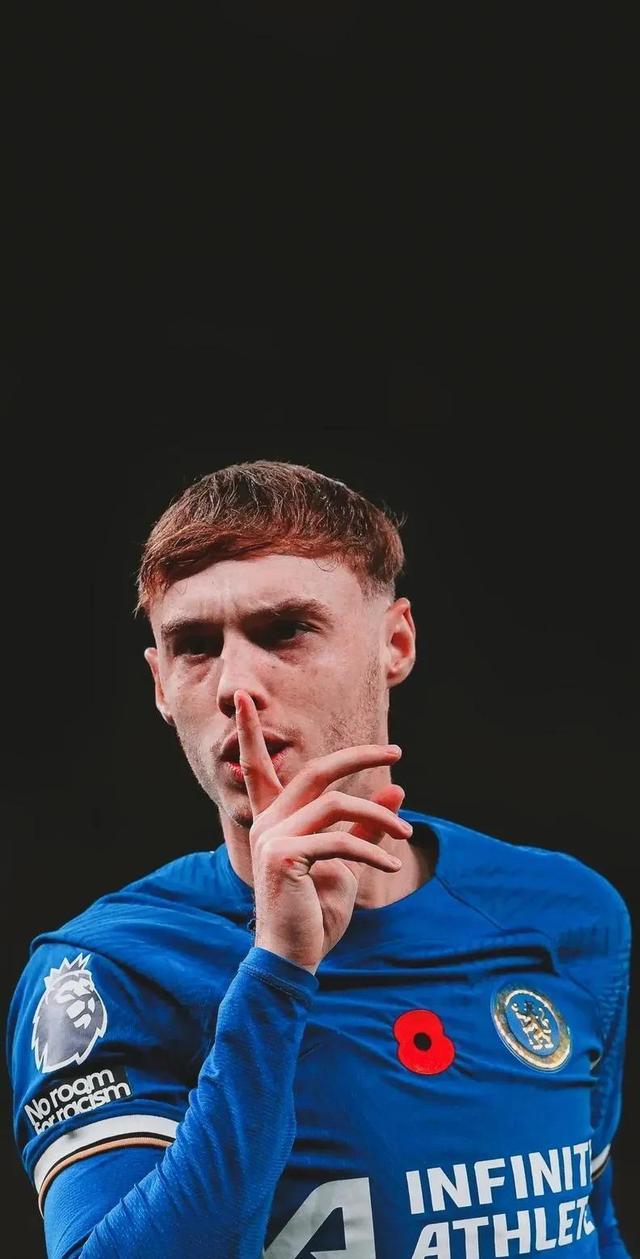 切尔西上演逆转，联赛领头羊守住榜首