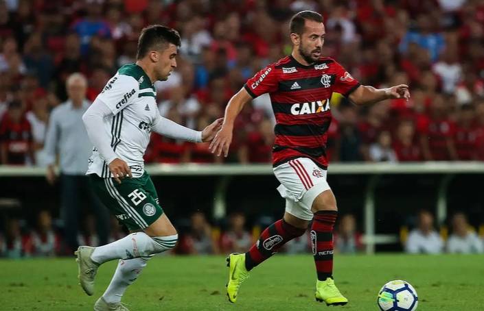 关于帕尔梅拉斯球迷现场助威,激发球队夺冠斗志的信息 关于帕尔梅拉斯球迷现场助威,激发球队夺冠斗志的信息