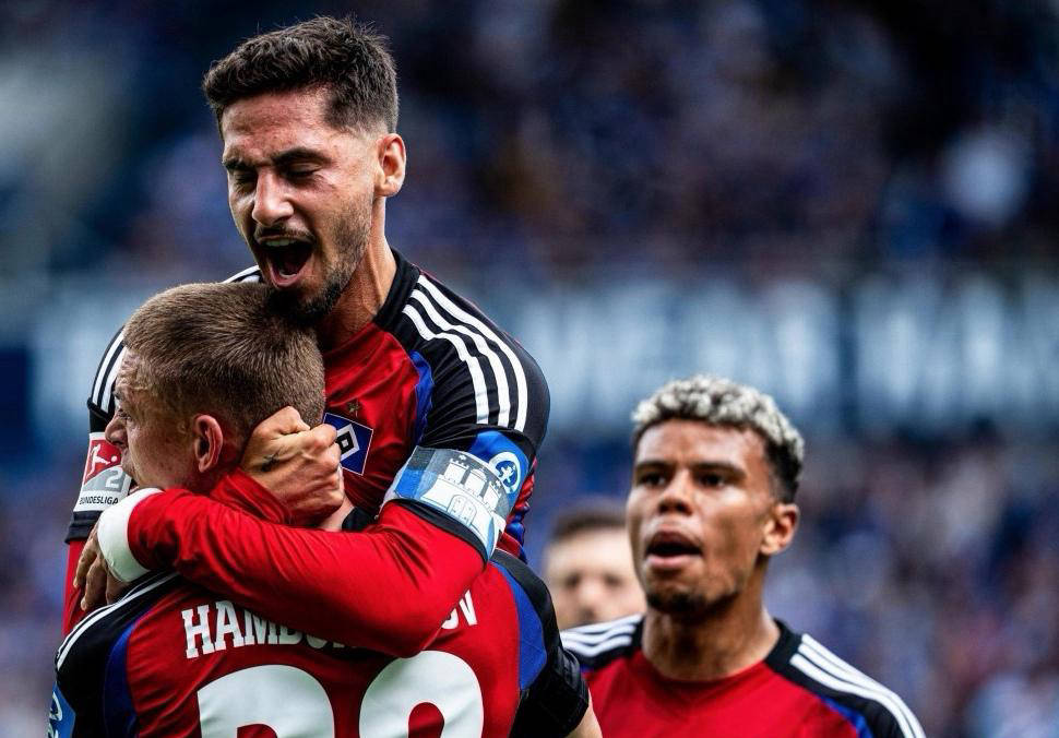 汉堡队员状态火热,全力备战下一场比赛的简单介绍 汉堡队员状态火热,全力备战下一场比赛的简单介绍